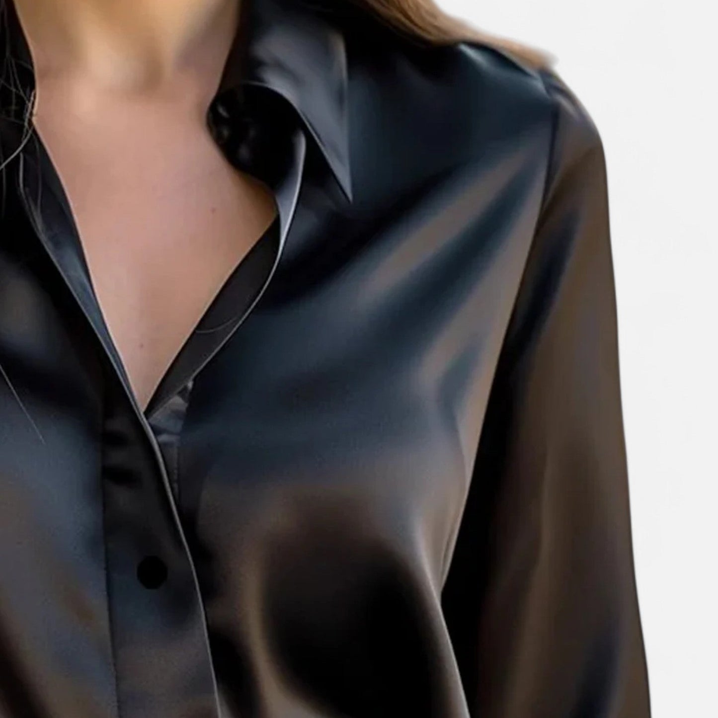 Blusa Negra de Satén para Mujer de Manga Larga – Elegancia Atemporal, Sofisticación Moderna